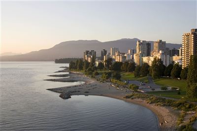 Vancouver West End bei Sonnenuntergang